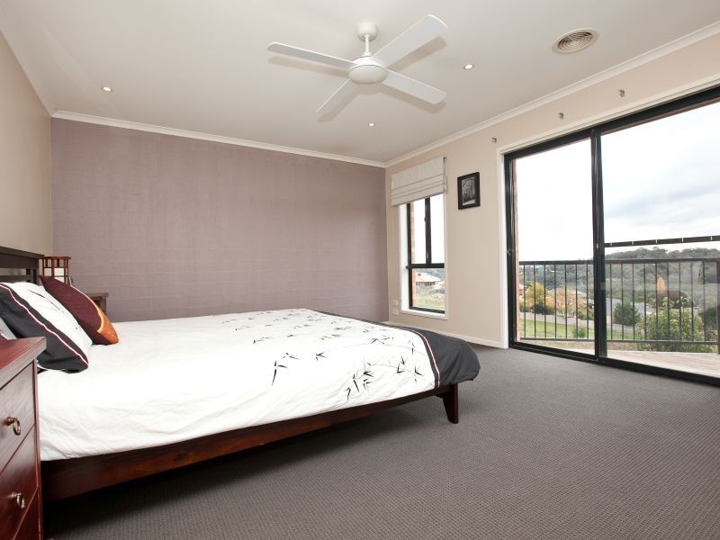 9/32 Doeberl Place, Queanbeyan NSW 2620