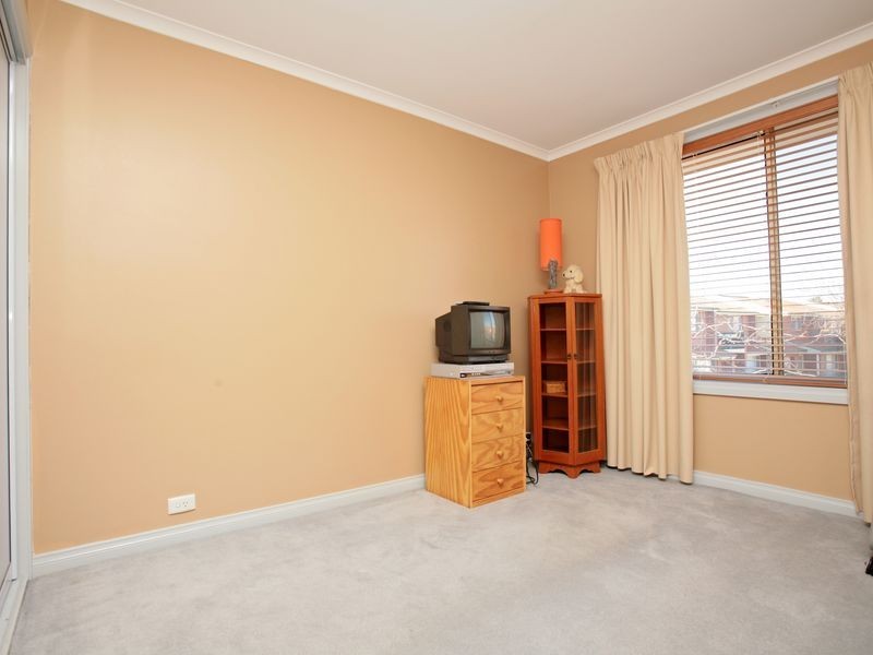 33/174 Clive Steele Avenue, Monash ACT 2904