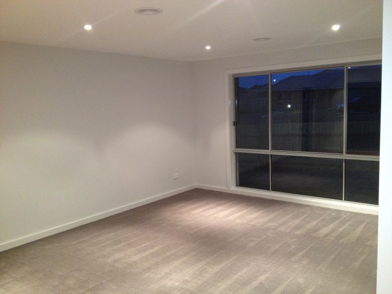 19 Ron Hoy Street, Macgregor ACT 2615