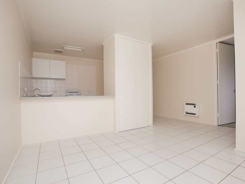 11 Langdon Avenue, Wanniassa ACT 2903