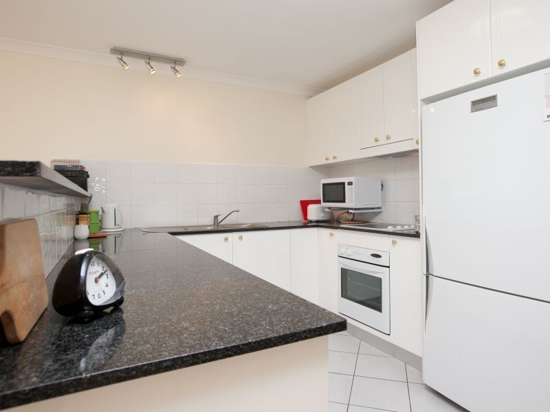8/113 Mortimer Lewis Drive, Greenway ACT 2900