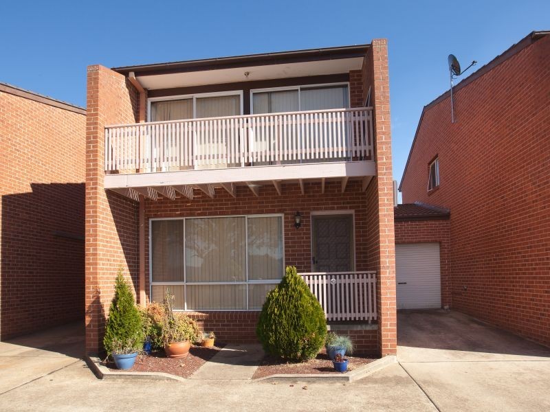 3/8 Hakea Street, Queanbeyan NSW 2620