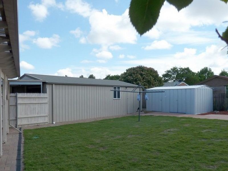 4 Pullar Place, Gordon ACT 2906