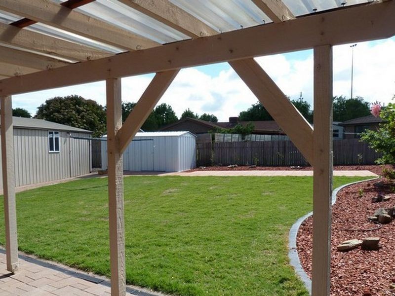 4 Pullar Place, Gordon ACT 2906