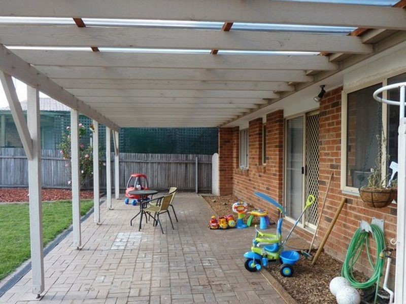 4 Pullar Place, Gordon ACT 2906