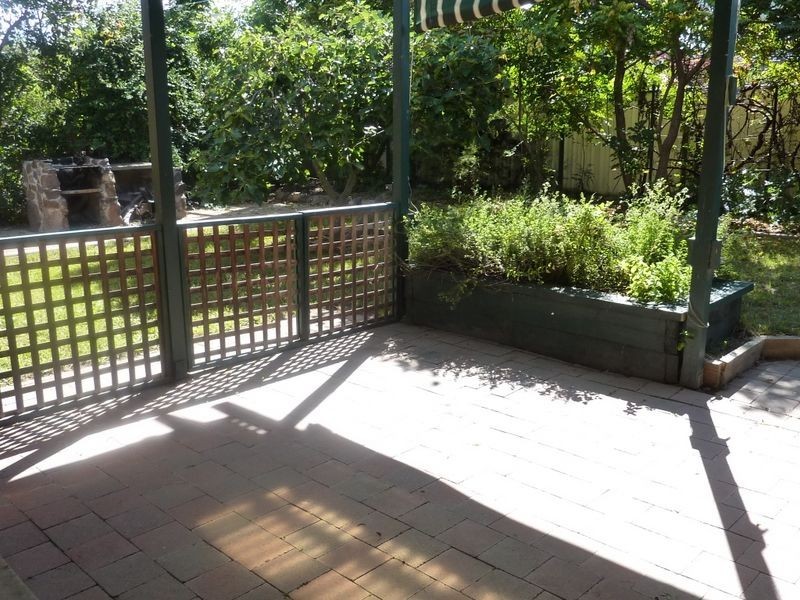 7 Gunning Place, Kambah ACT 2902