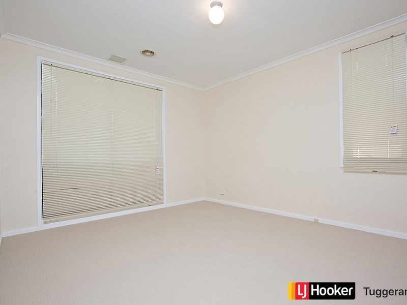 18 Bromley Street, Wanniassa ACT 2903