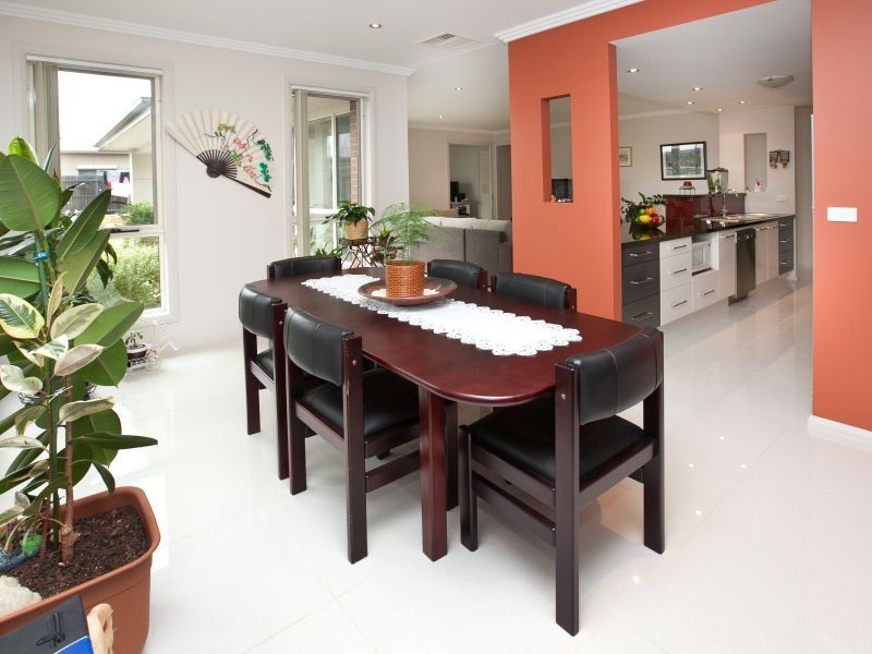 19 Beveridge Crescent, Forde ACT 2914