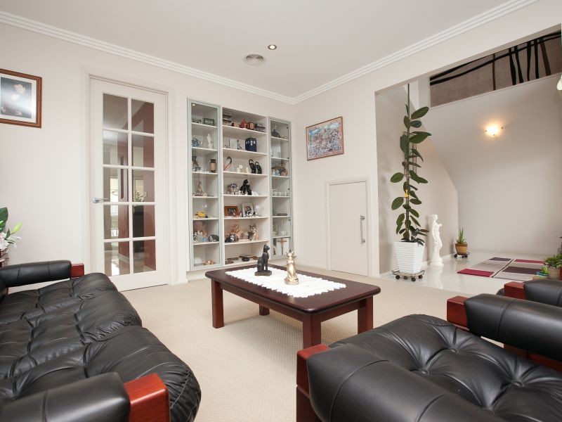 19 Beveridge Crescent, Forde ACT 2914