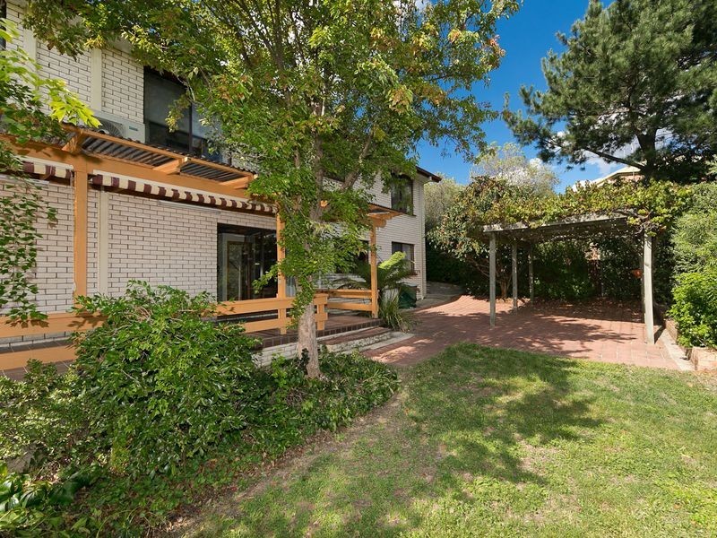 42 Julia Flynn Avenue, Isaacs ACT 2607