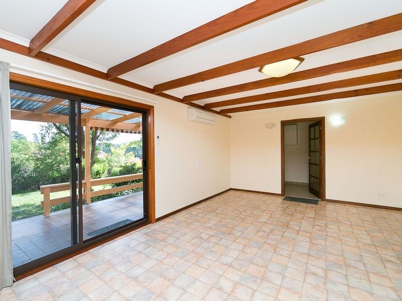 42 Julia Flynn Avenue, Isaacs ACT 2607