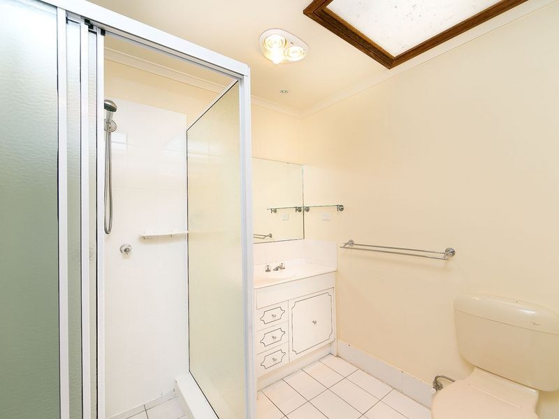 42 Julia Flynn Avenue, Isaacs ACT 2607