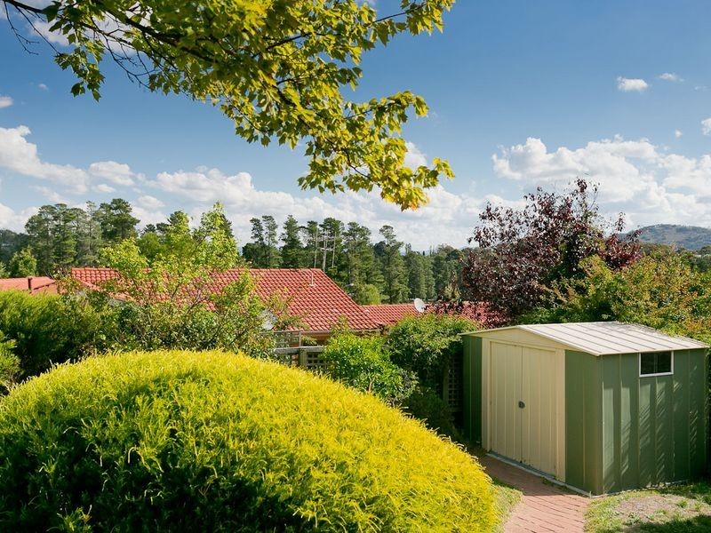 42 Julia Flynn Avenue, Isaacs ACT 2607