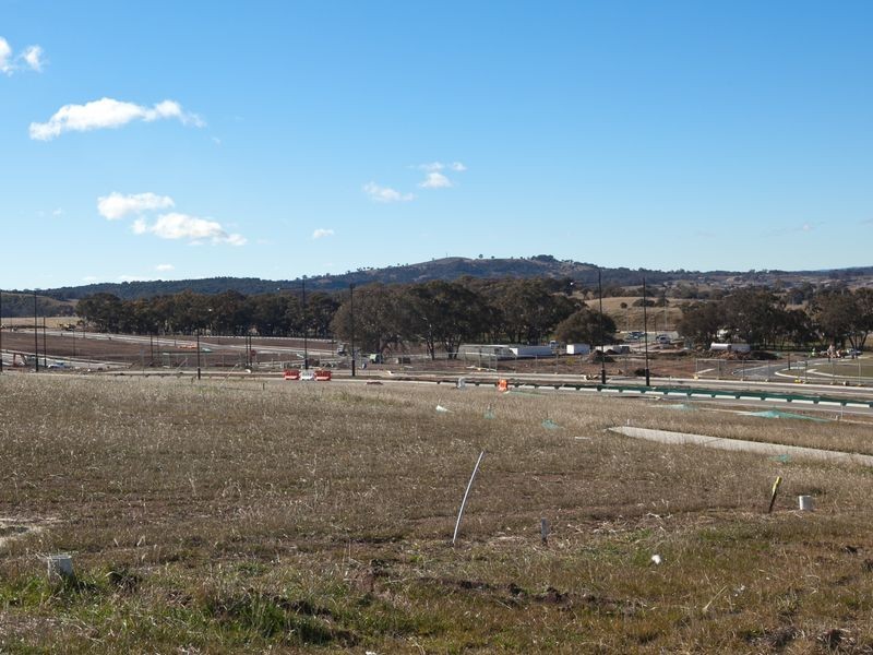 51 Cooley Crescent, Casey ACT 2913