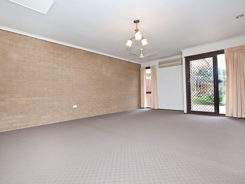 2/1 Batchelor Street, Torrens ACT 2607