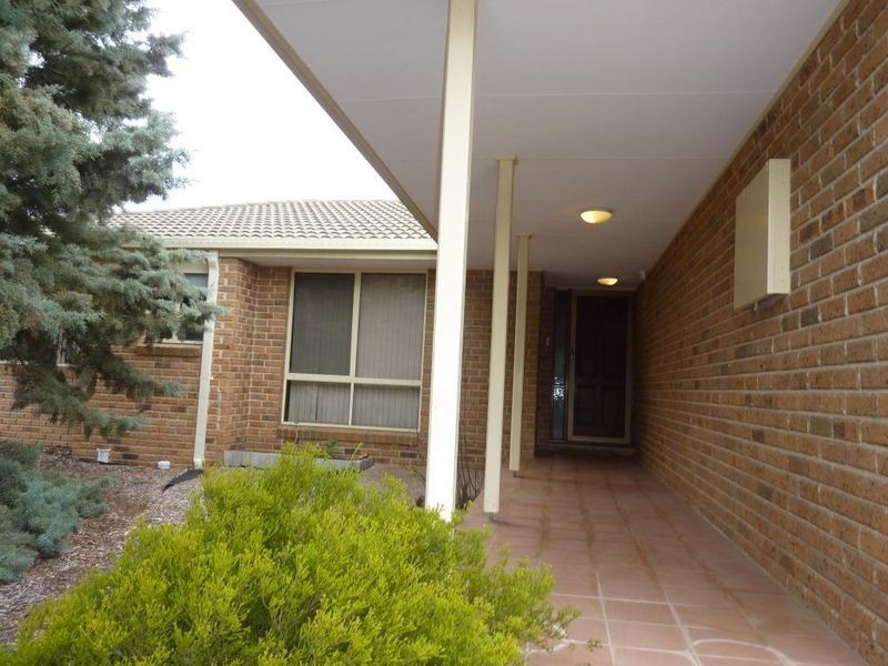28A Hansen Circuit, Isaacs ACT 2607