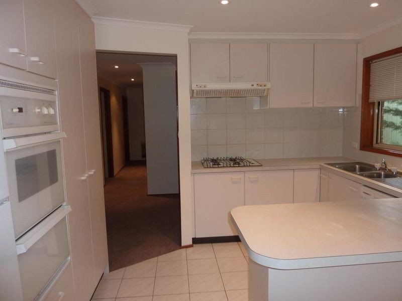 28A Hansen Circuit, Isaacs ACT 2607