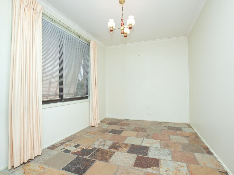 82 Lansell Circuit, Wanniassa ACT 2903