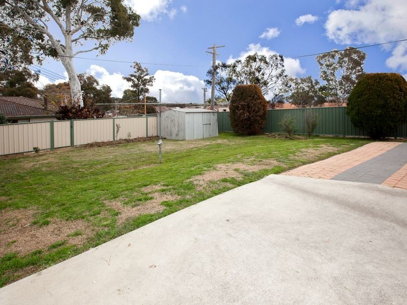 82 Lansell Circuit, Wanniassa ACT 2903