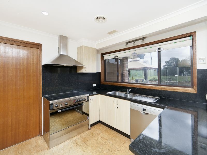 37 Deamer Crescent, Richardson ACT 2905