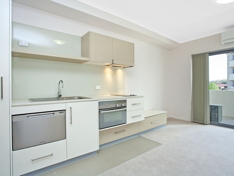 3/56 Cowlishaw Street, Greenway ACT 2900