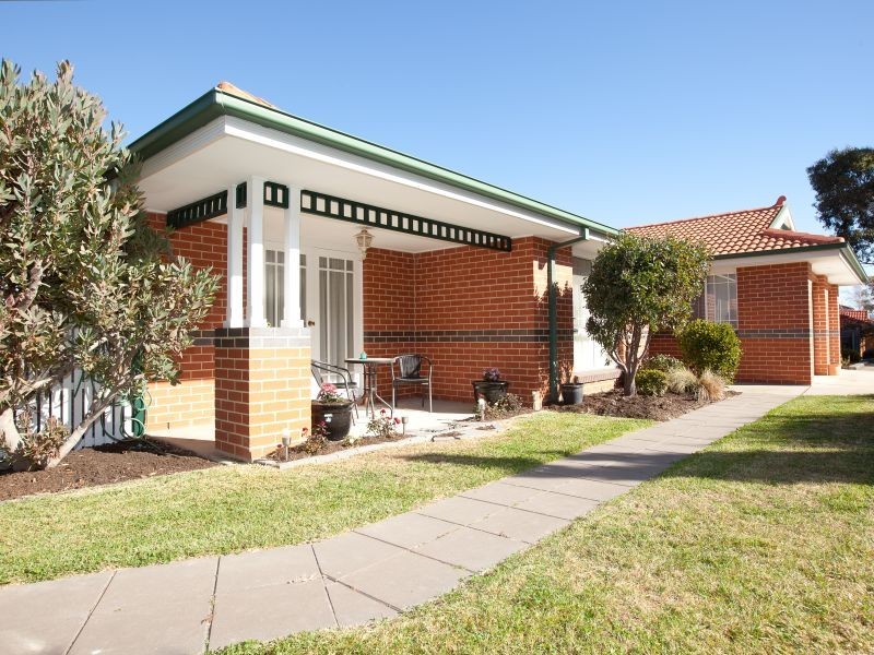 12 Barringer Street, Conder ACT 2906