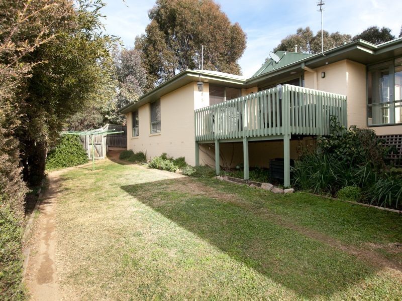 63 Callaway Crescent, Gordon ACT 2906