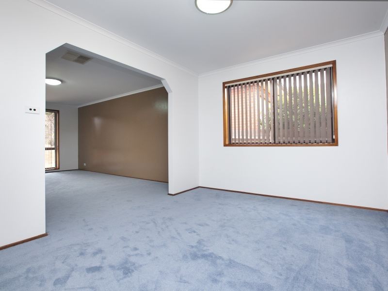 8 Ballard Place, Monash ACT 2904