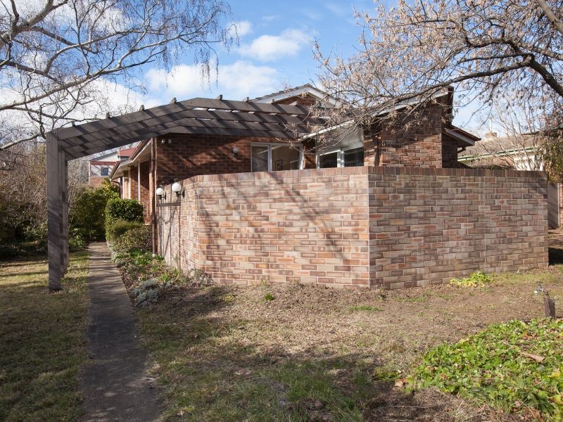 28 McGowan Street, Dickson ACT 2602