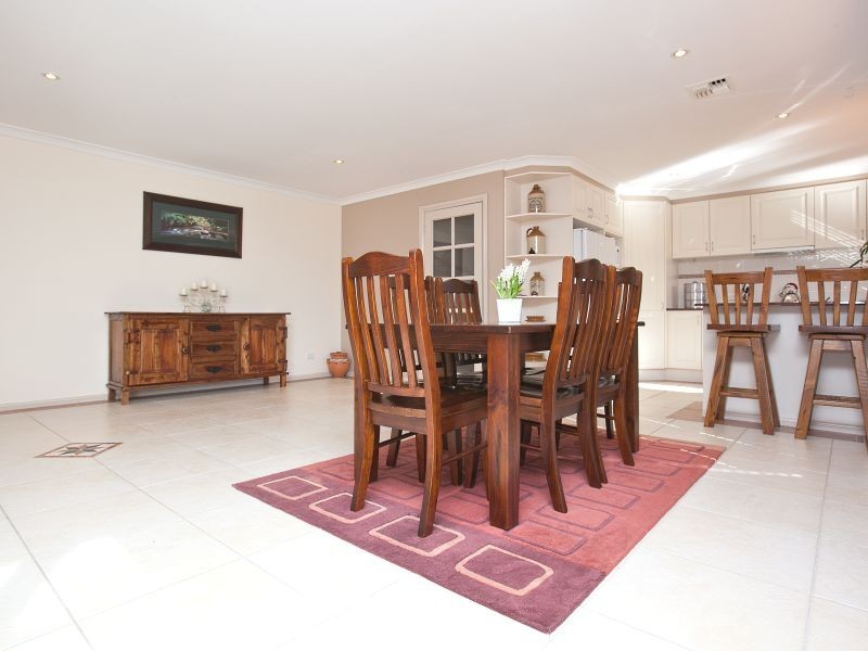 24 Wittunga Crescent, Banks ACT 2906