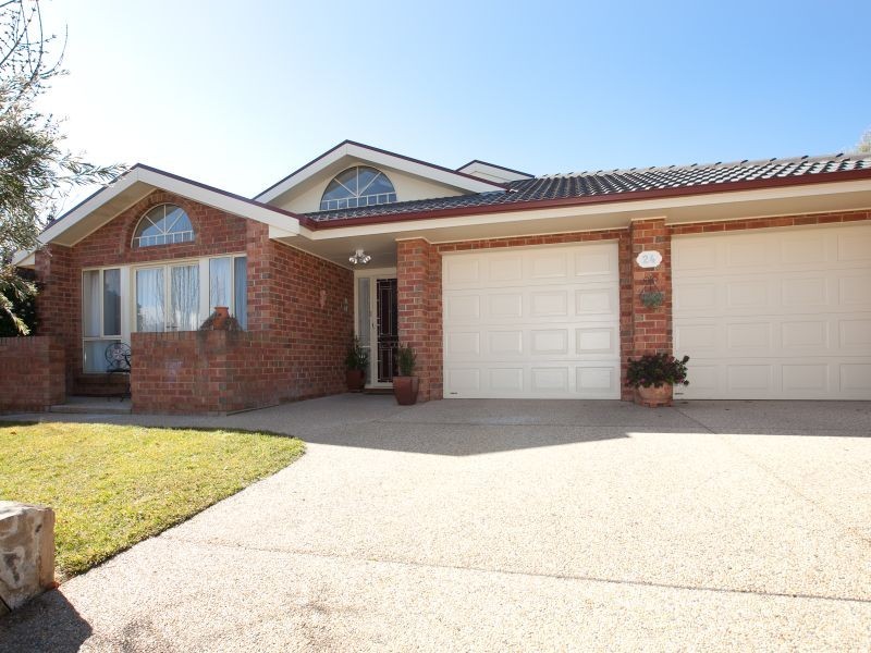 24 Wittunga Crescent, Banks ACT 2906