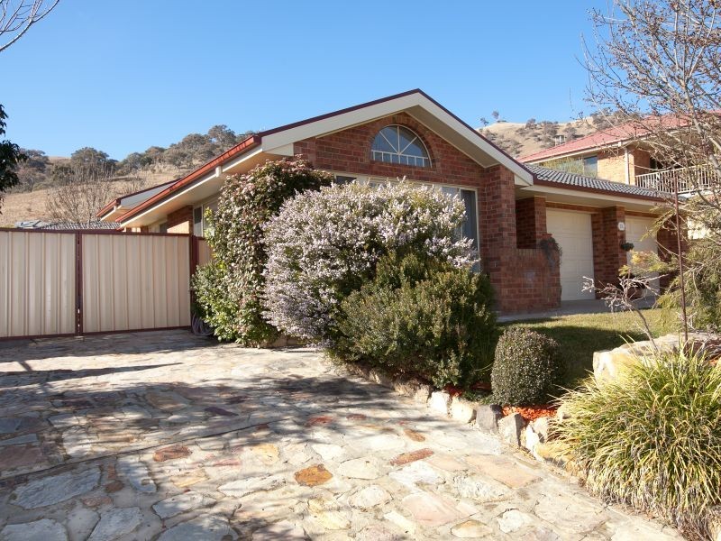 24 Wittunga Crescent, Banks ACT 2906