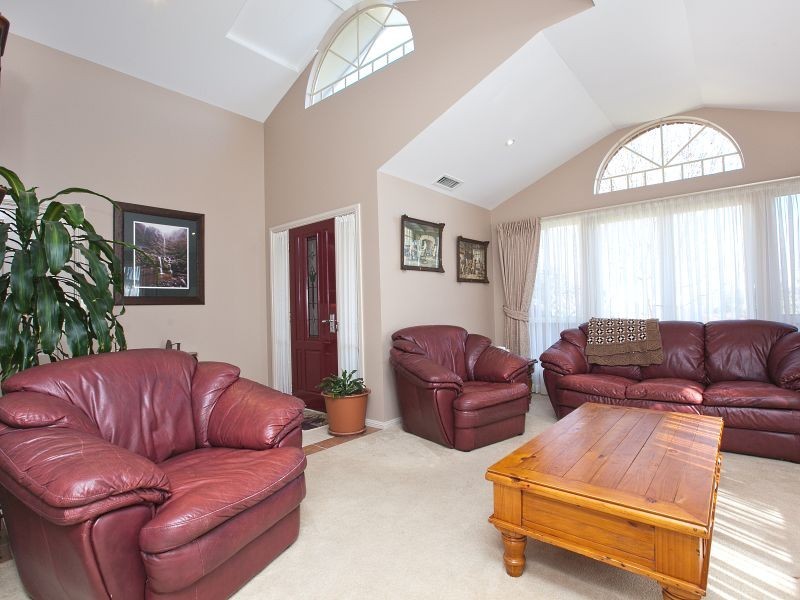 24 Wittunga Crescent, Banks ACT 2906