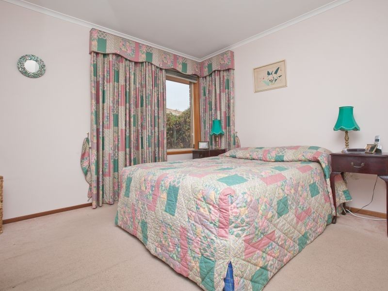 147 Clive Steele Avenue, Monash ACT 2904