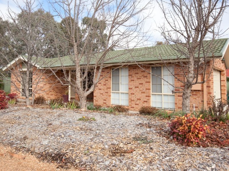5A Roth Place, Conder ACT 2906