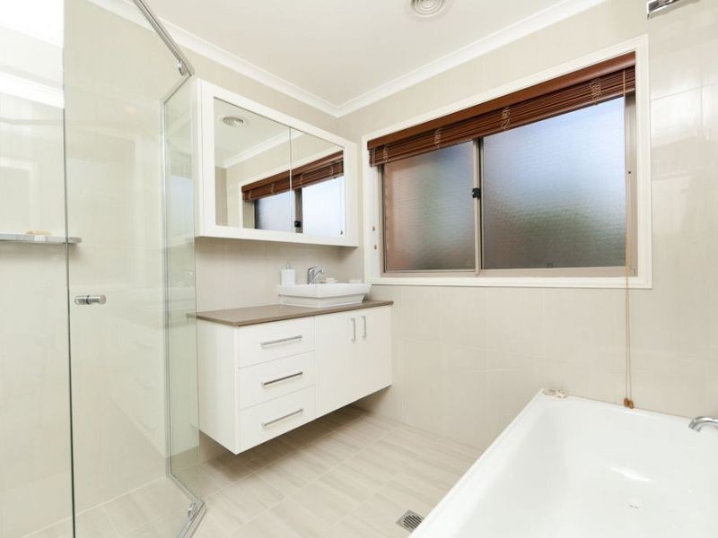 64 O’Connor Circuit, Calwell ACT 2905