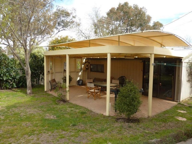 106 Castleton Crescent, Gowrie ACT 2904