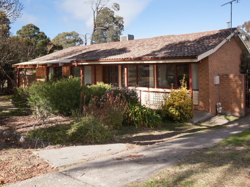6 Conolly Place, Kambah ACT 2902