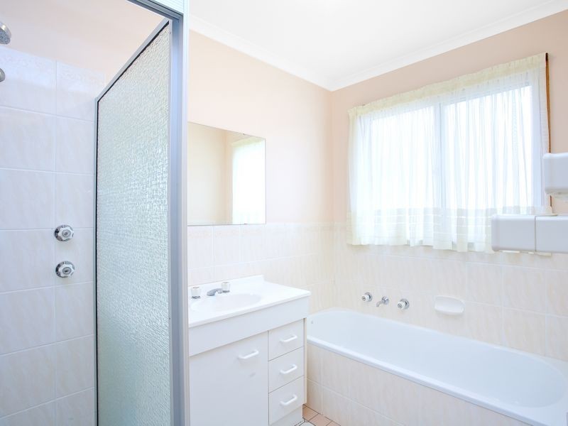 2 Adcock Place, Banks ACT 2906