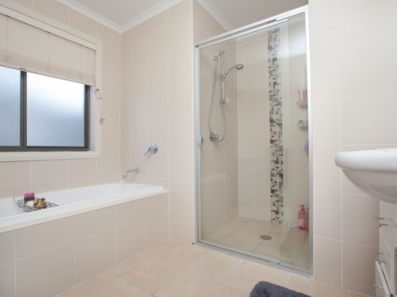 86 Eileen Good Street, Greenway ACT 2900