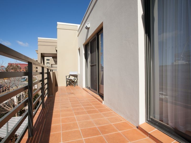 86 Eileen Good Street, Greenway ACT 2900