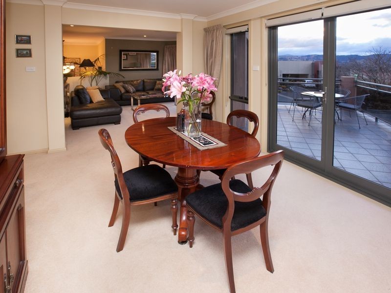 13 Staunton Place, Gordon ACT 2906