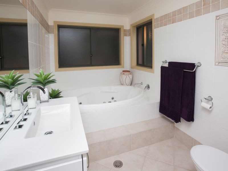 13 Staunton Place, Gordon ACT 2906