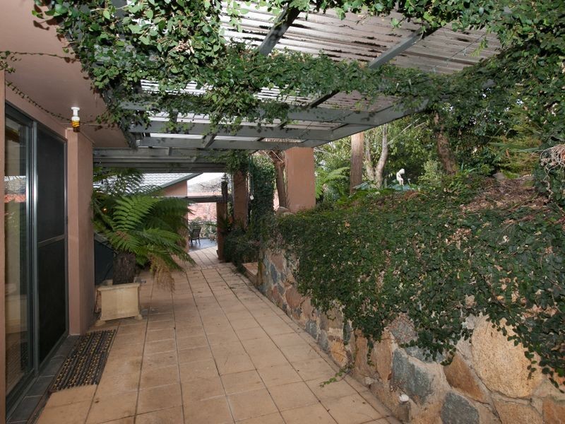 13 Staunton Place, Gordon ACT 2906