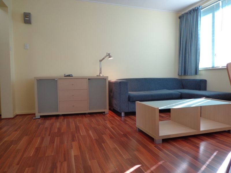 9/8 Walsh Place, Curtin ACT 2605