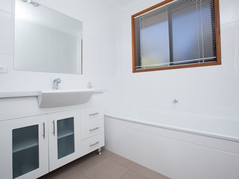 3 Kemp Close, Swinger Hill ACT 2606