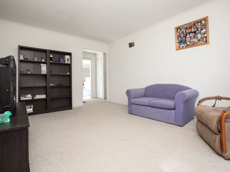 33 Harkness Street, Monash ACT 2904