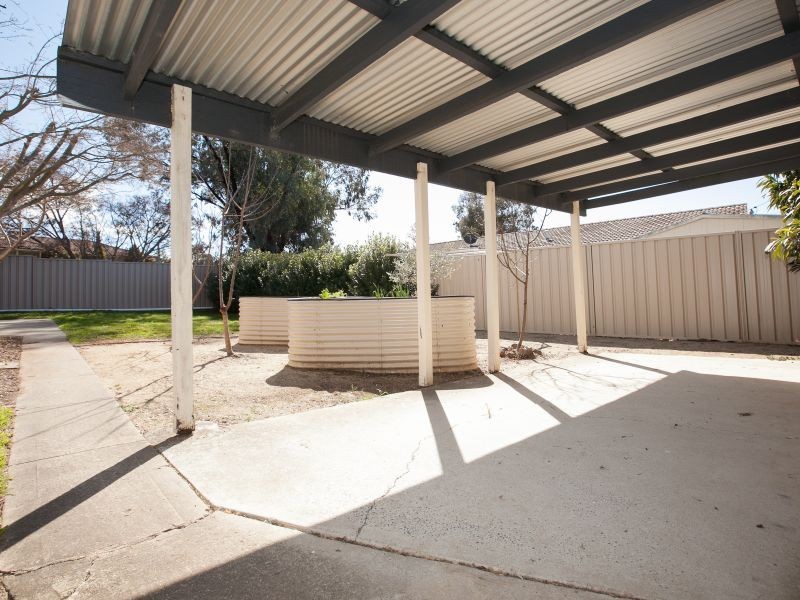 16 Carleton Street, Kambah ACT 2902