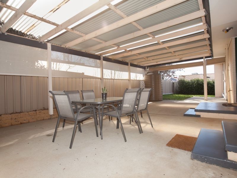 16 Carleton Street, Kambah ACT 2902