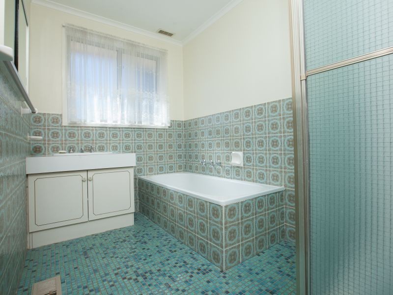 126 Learmonth Drive, Kambah ACT 2902